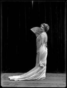 Inga Berentz in Frånskilda frun at Oscarsteatern 1909 - SMV - NB136