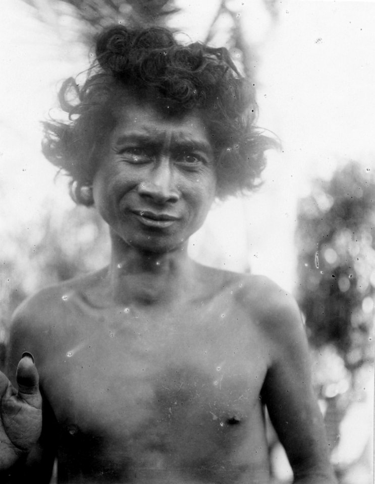 Inföding vid namn Nonto. Toleman. Sulawesi, Kulawi. Indonesien - SMVK - 000248