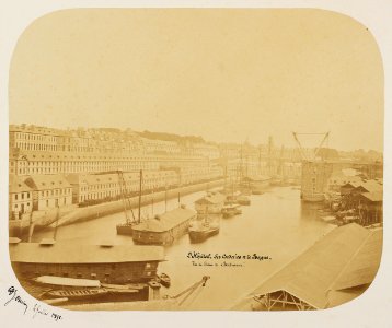 L'hôpital les corderies et le bagne vus du quai de Bordenavé 2001-34-10