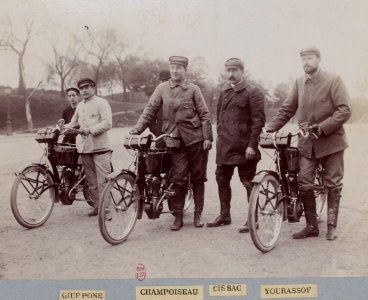 L'équipe Peugeot, au Tour de France Motocycliste 1905