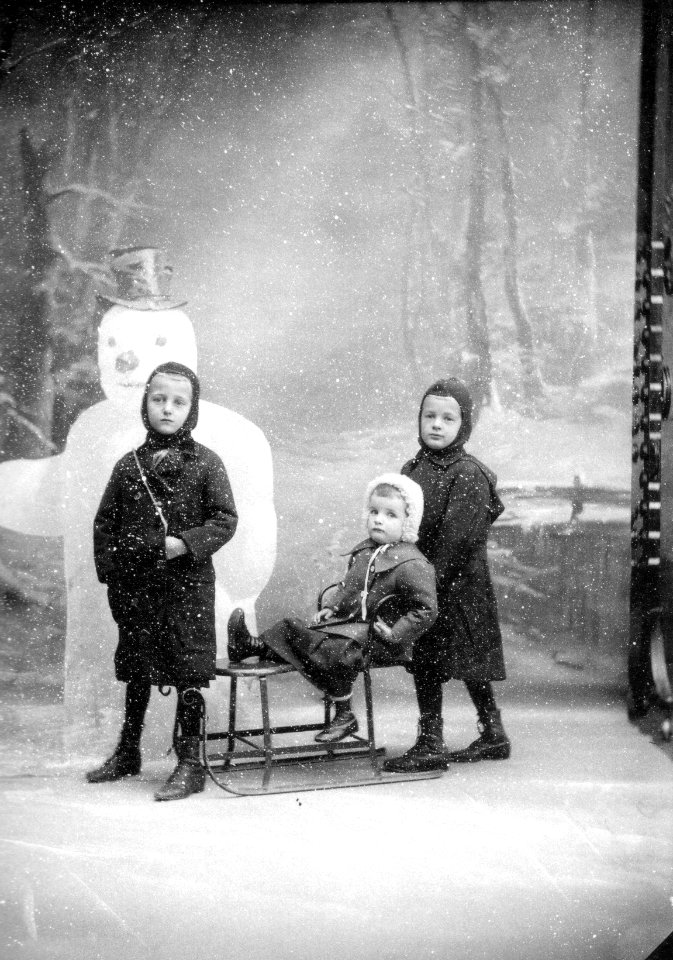 Johannes Meiner 107 Söhne in Schneekulisse