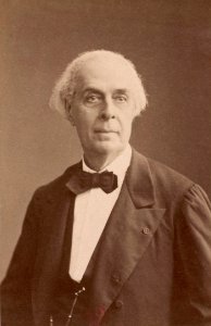 Joseph Desmazes, sénateur, Atelier Nadar (cropped)
