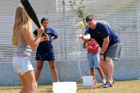 JTF GTMO FCPOA Volunteers for Kids 110406-N-AT101-216