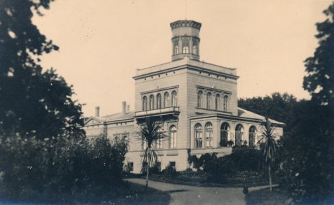 Jõhvi mõisahoone