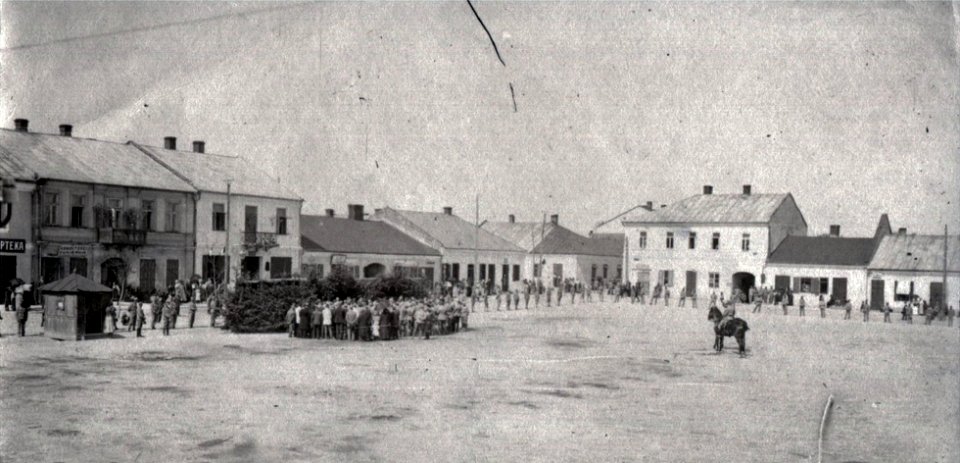 Jędrzejów. Rynek, pierzeja południowo-zachodnia, 1915