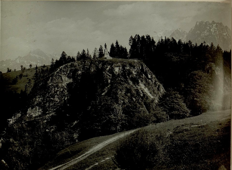 Jägerdenkmal in Tarvis. (BildID 15480748)