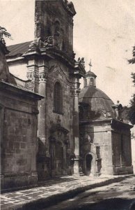 Jędrzejów. Opactwo cystersów. Fragment elewacji północnej kościoła, transept i kaplica bł. W. Kadłubka, 1915