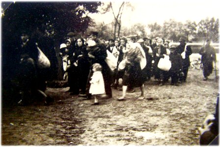 Jędrzejów. Pierwszy transport Żydów z getta do niemieckiego obozu zagłady w Treblince. 16.IX.1942