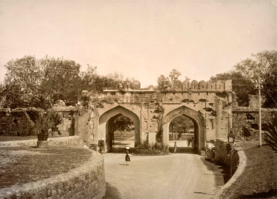 Kashmiri Gate, Delhi in the 1890s