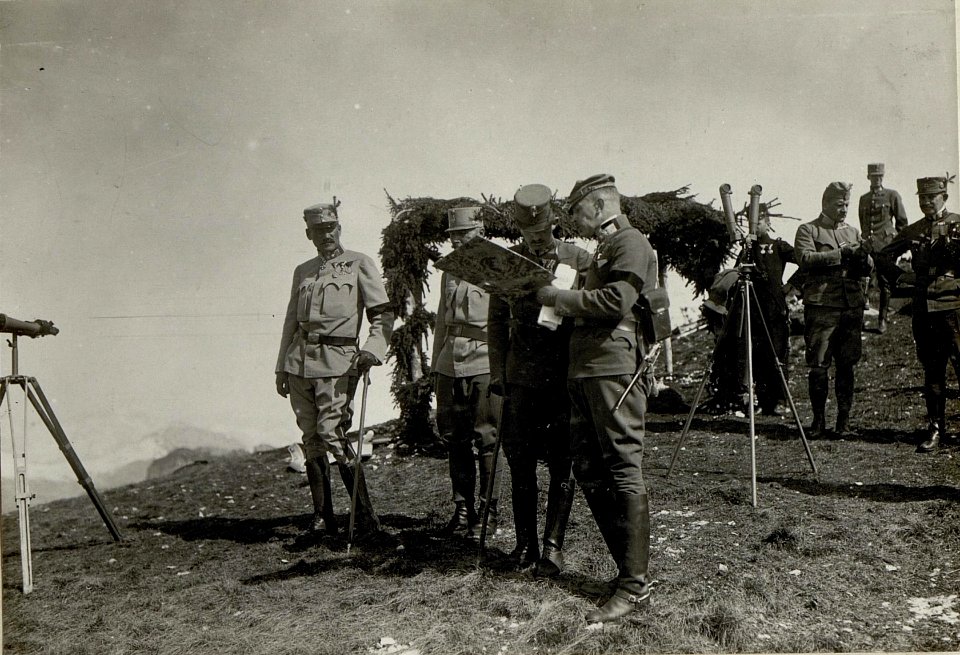Karl I. besucht Folgaria (Vielgereuth), 15.5.1917 (BildID 15552954)