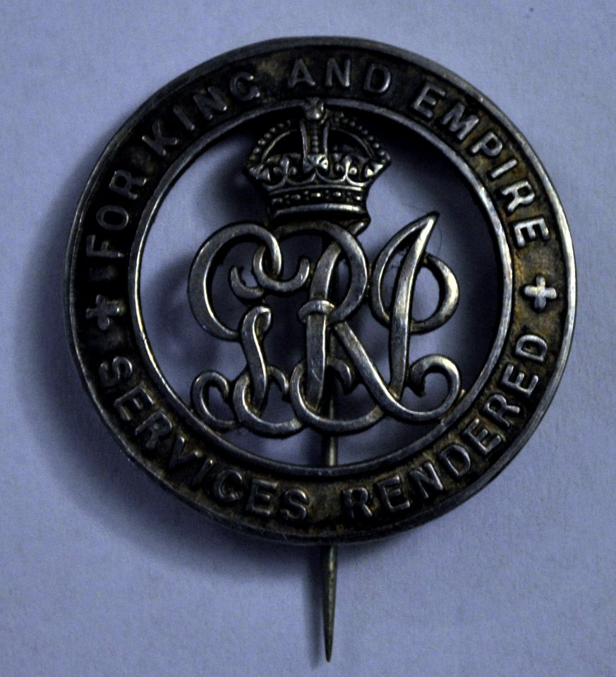 Keenan Family badges, item 2