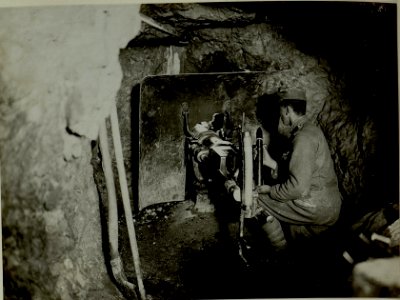 Kavernenstand eines Marinegeschützes im rechren Flügelabschnitt. (BildID 15481289)