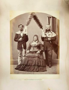 Keelikolani with Parker and Cummins, photograph by Menzies Dickson, PBA Galleries