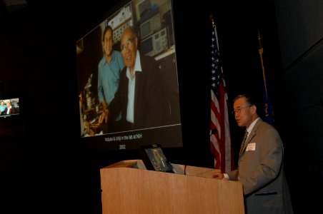 Keiji Tasaki honors father, Dr. Ichiji Takasi (1910-2009) (31913908770)