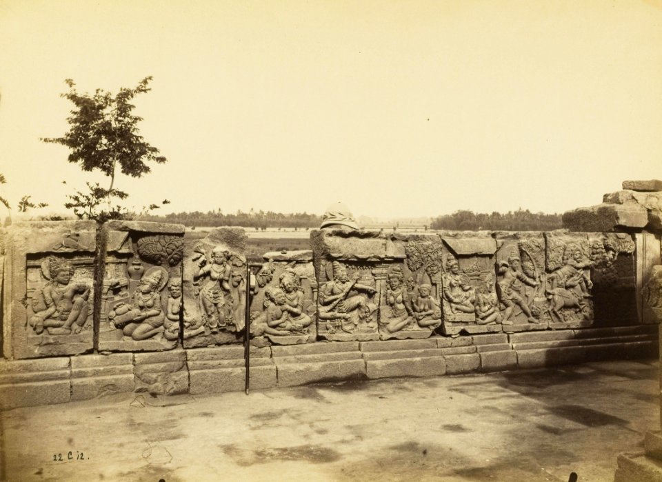 KITLV 40249 - Kassian Céphas - Tjandi Prambanan - 1889-1890