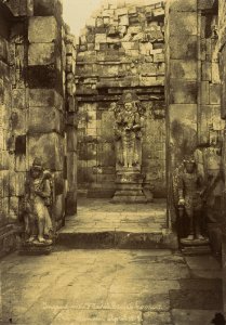 KITLV 40281 - Kassian Céphas - Tjandi Prambanan - 1895-04