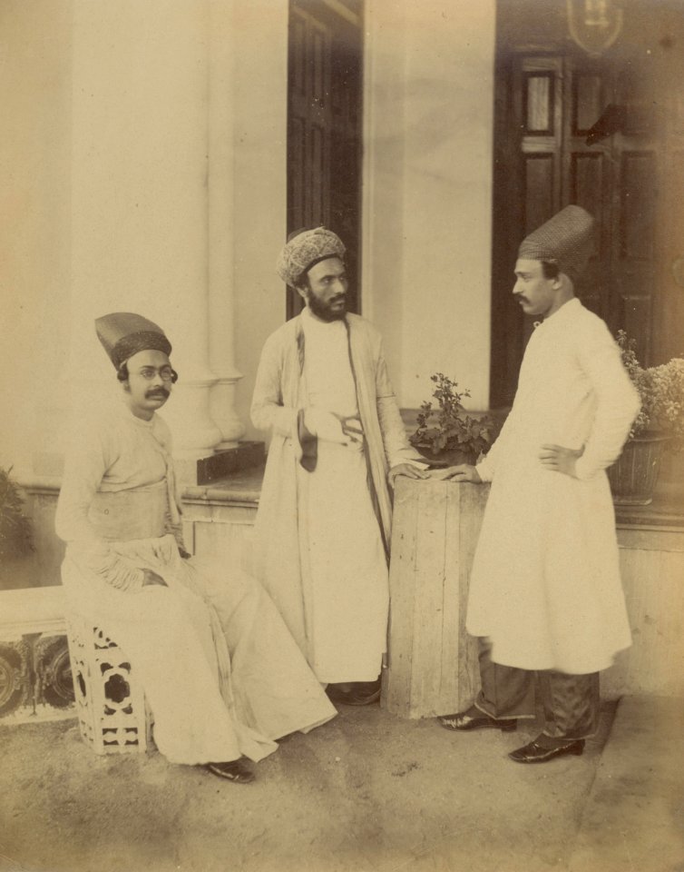 KITLV 87168 - William Johnson - Owner of publishing house Daftar Ashkar, Burjorjee, Framjee - Before 1860