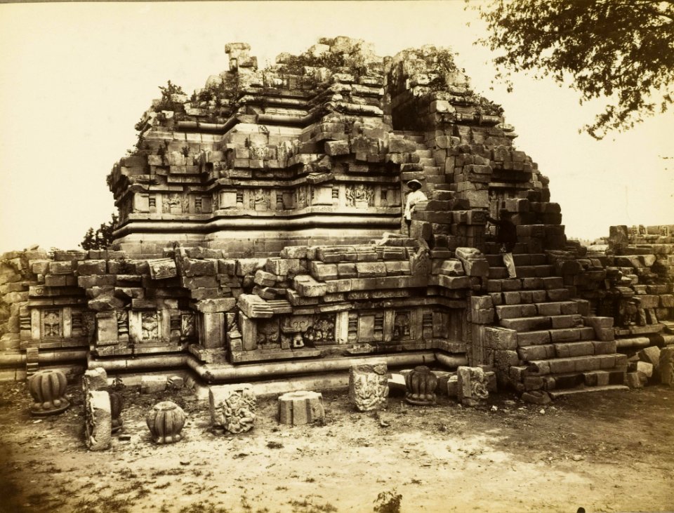 KITLV 40279 - Kassian Céphas - Tjandi Prambanan - 1889-1890