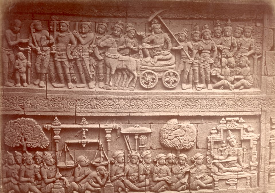 KITLV 90024 - Isidore van Kinsbergen - Reliefs on the Borobudur near Magelang - Around 1900