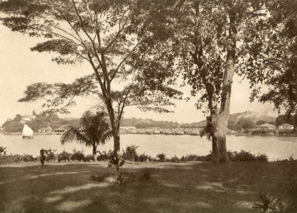KITLV - 79928 - Kleingrothe, C.J. - Medan - Tin industry at the island of Pulau Brani, Singapore - circa 1910