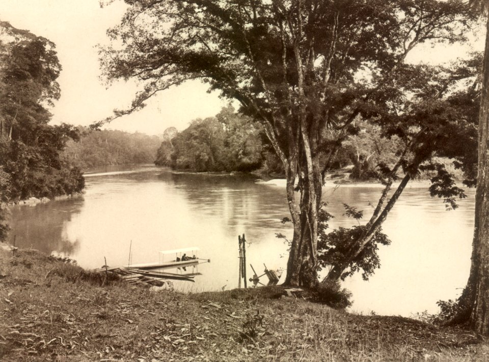 KITLV - 79972 - Kleingrothe, C.J. - Medan - Sungai Pahang in Kuala Lipis - circa 1910
