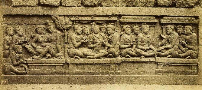 KITLV 40067 - Kassian Céphas - Relief of the hidden base of Borobudur - 1890-1891