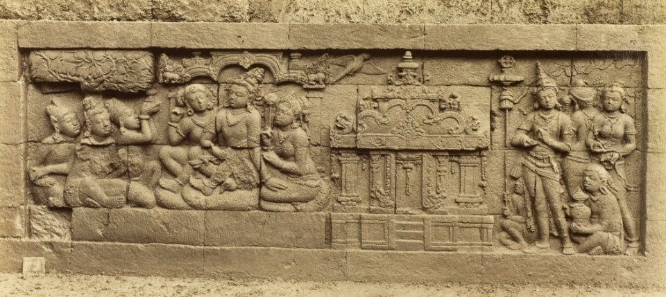 KITLV 40079 - Kassian Céphas - Relief of the hidden base of Borobudur - 1890-1891