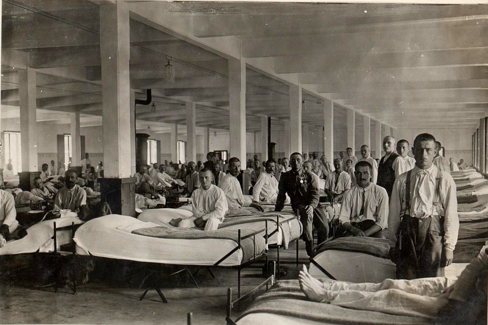 Krankensaal IV.im Feldspital, Wippach. (BildID 15600900)