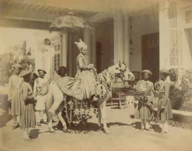 KITLV 87174 - William Johnson - Groom on horseback in British India - Before 1860