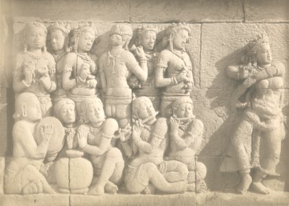 KITLV 90034 - Isidore van Kinsbergen - Relief at Borobudur near Magelang - Around 1890