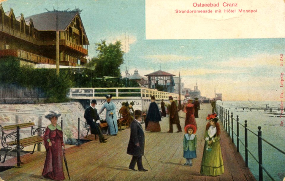 Kranz, Ostpreußen - Strandpromenade mit Hotel Monopol (Zeno Ansichtskarten)