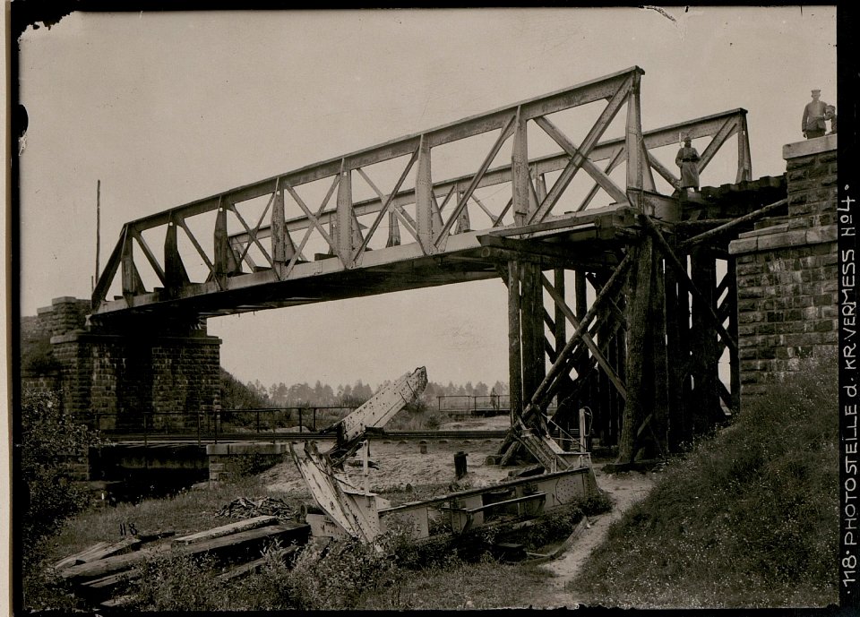 Kowel, gehobene Eisenbahnbrücke (BildID 15737861)