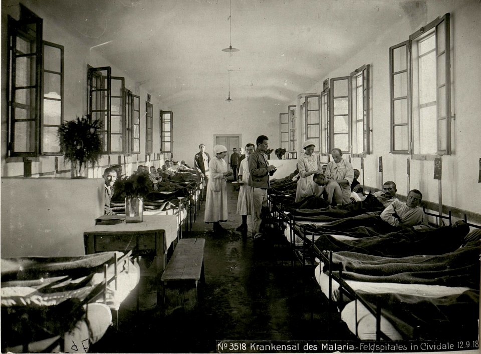 Krankensal des Malaria-Feldspitales in Cividale (BildID 15624029)