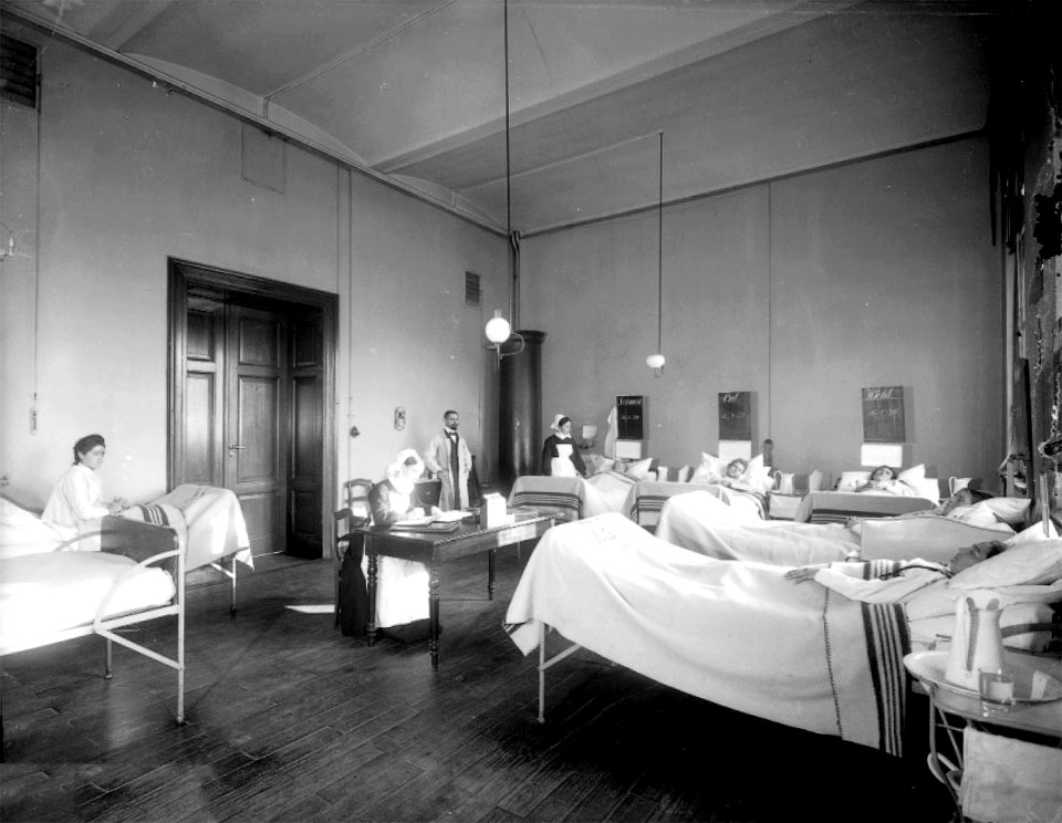 Krankensaal Universitaets-Frauenklinik Leipzig 1905