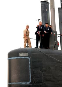 Koreans tour USS Cheyenne. (8599728277)