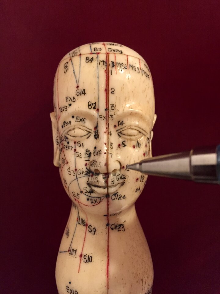 Medicine stimulation body