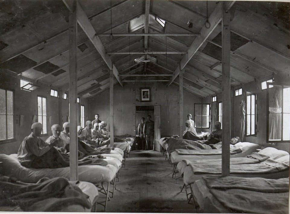 Krankensaal eines Feldspital a.d.Isonzofront.13.9.17. (BildID 15604646)