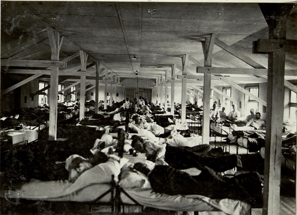 Krankensortierstelle in Pradl bei Innsbruck, Krankenbaracke der italienischen Gefangenen (BildID 15519715)