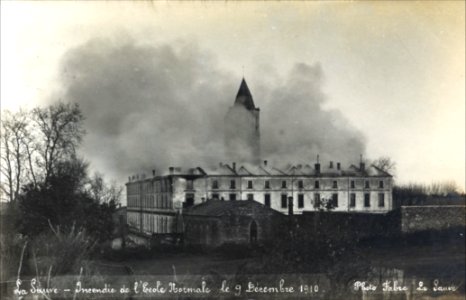 La Sauve - école normale incendie le 9-12-1910 a