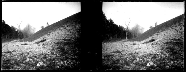 La Cheppe. Camp d'Attila. Explosion - Fonds Berthelé - 49Fi517