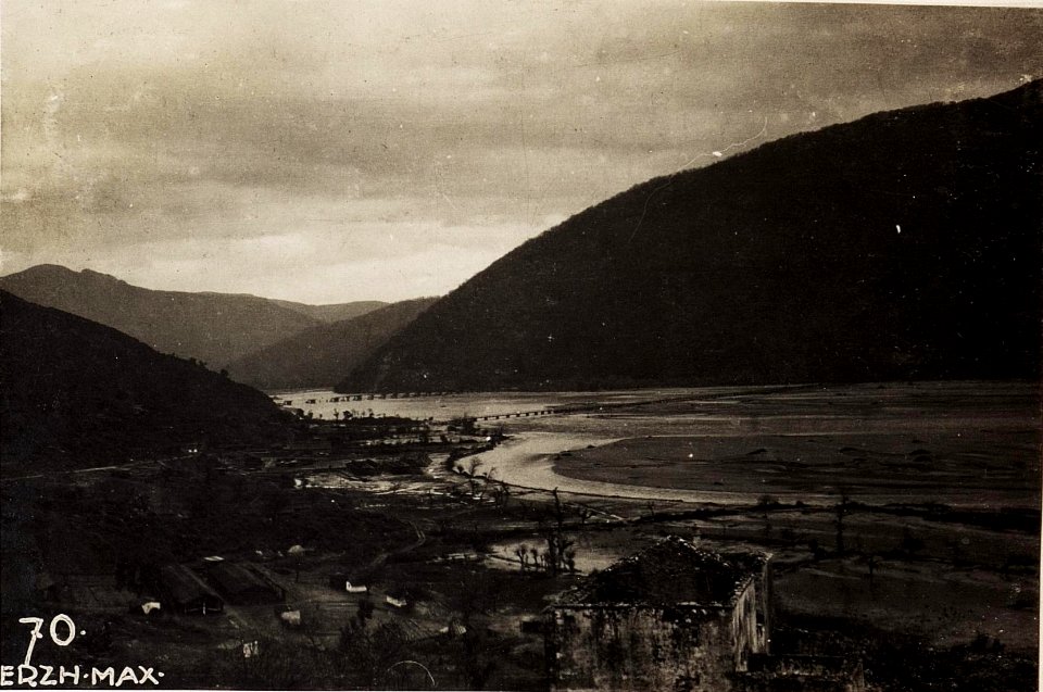 Kriegsbrücke über den Matifluss, Albanien. (BildID 15570766)