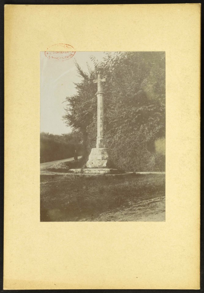 La croix du XVIe au Chemin de Belle Croix - J-A Brutails - Université Bordeaux Montaigne - 1159