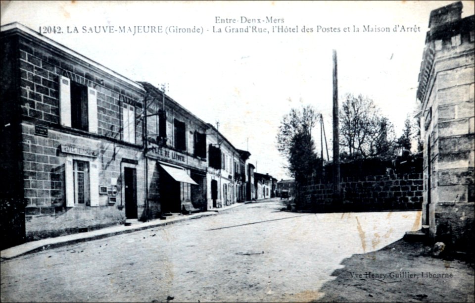 La Sauve-Majeure - grande rue 5