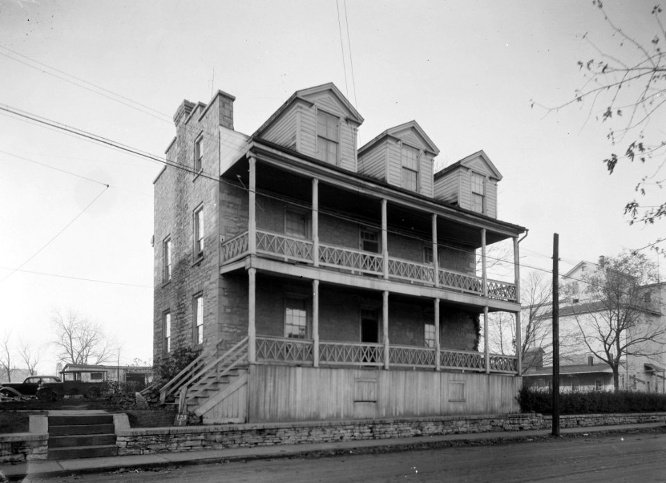LeCompte House Photograph--Ste Genevieve MO