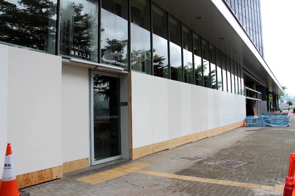 Legco Member Entrance 2 repair 20190711