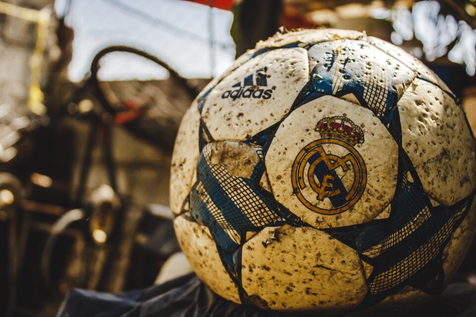 Balloon real madrid trim