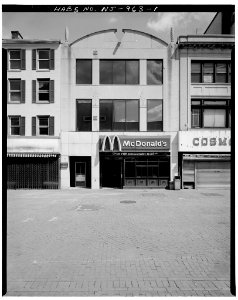 LOC - 107753pv - Former Childs Restaurant in Trenton NJ - HABS - 1987 - 1