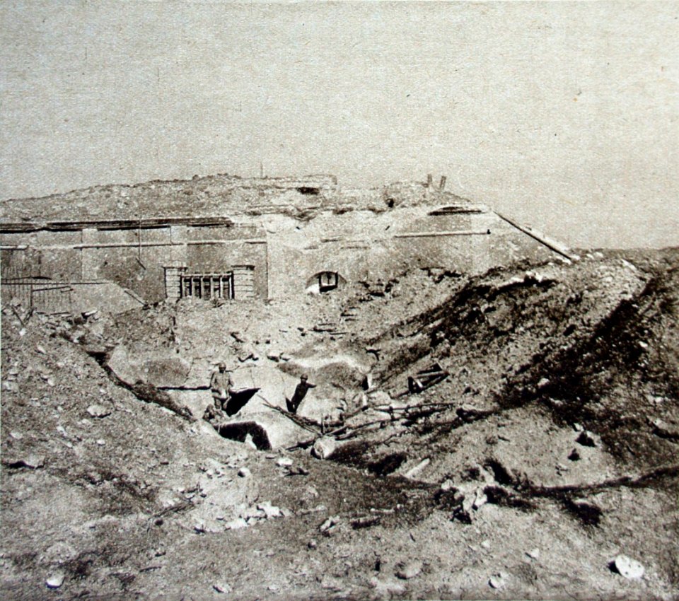 M 134 8 le fort de Vaux mars 1916