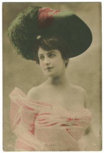 LÉKA, Xavière de FK. 319. Photo Stebbing