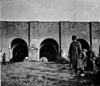 M 129 15 les porte d'entrée de la ville d'Erzeroum depuis l'intérieur